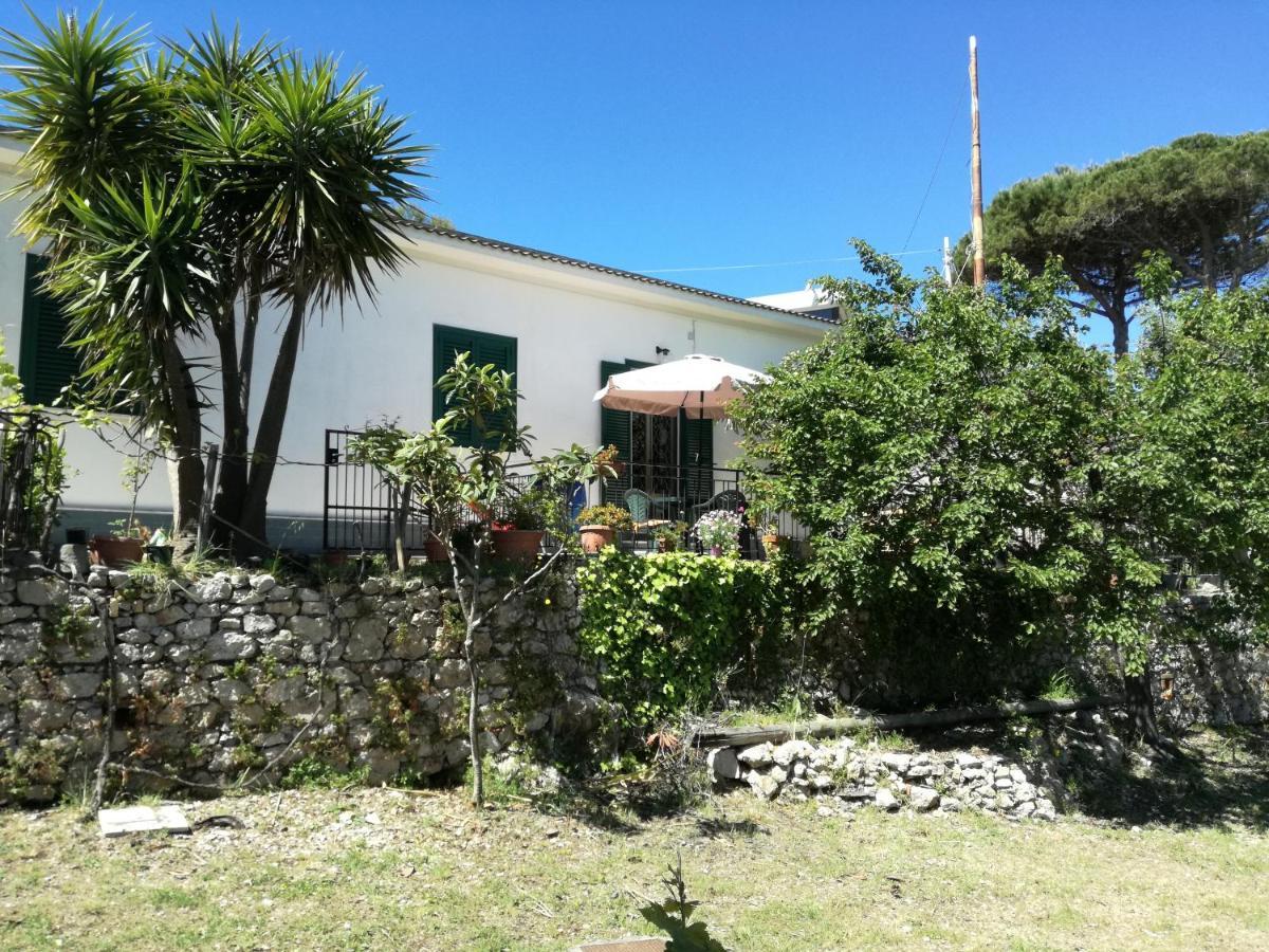 Villa Ninetta-Isabella Gaeta Bagian luar foto
