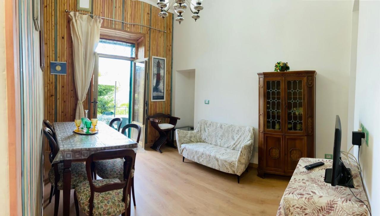 Villa Ninetta-Isabella Gaeta Bagian luar foto